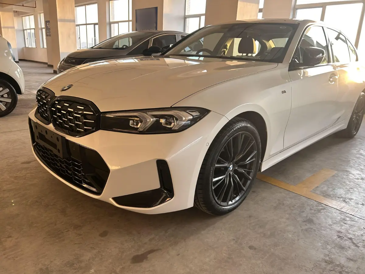 2023 BMW 3 Series 2.0T 184HP L4 8AT