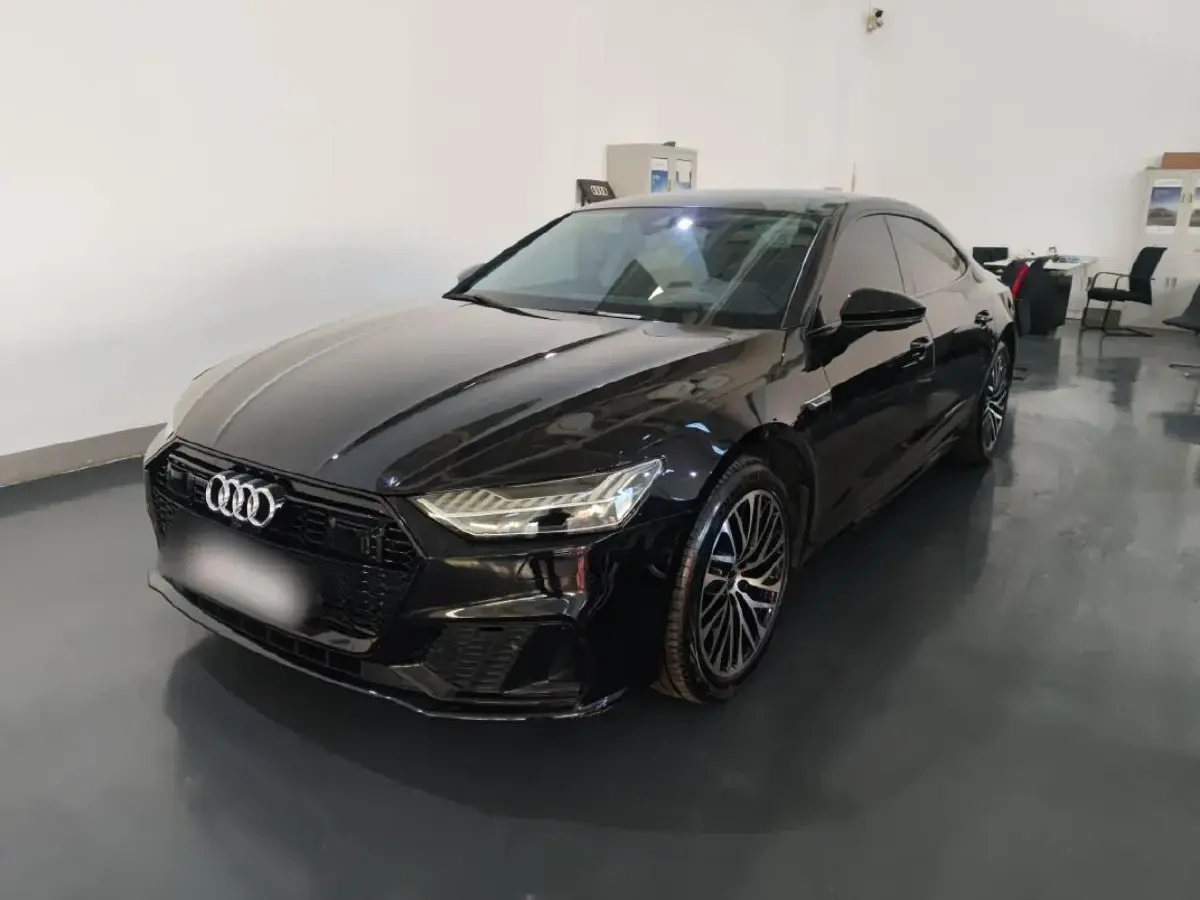 2024 Audi A7L 2.0T 245HP L4 7DCT