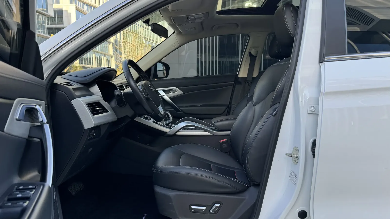 2020 Geely Azkarra 1.8T 184HP L4 7DCT,autocango,china used car exporter,china ev exporter,chinese used car exporter,chinese used ev exporter