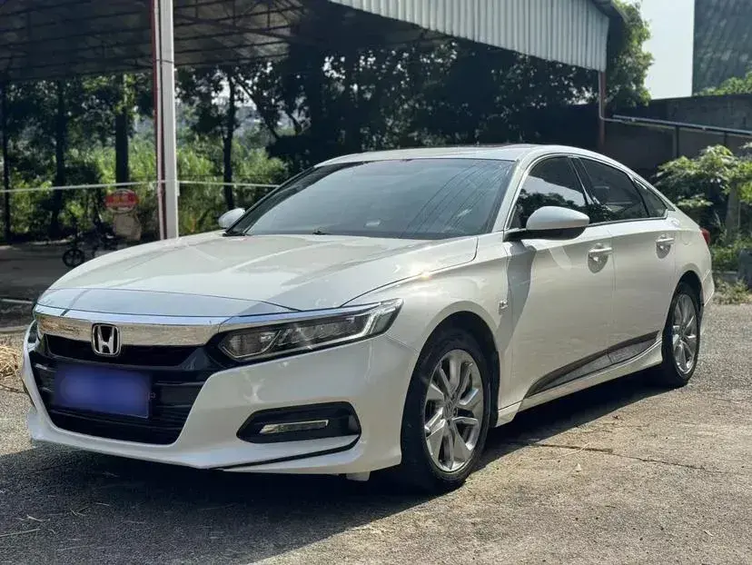 2016 Honda Accord 2.0L 155HP L4 CVT