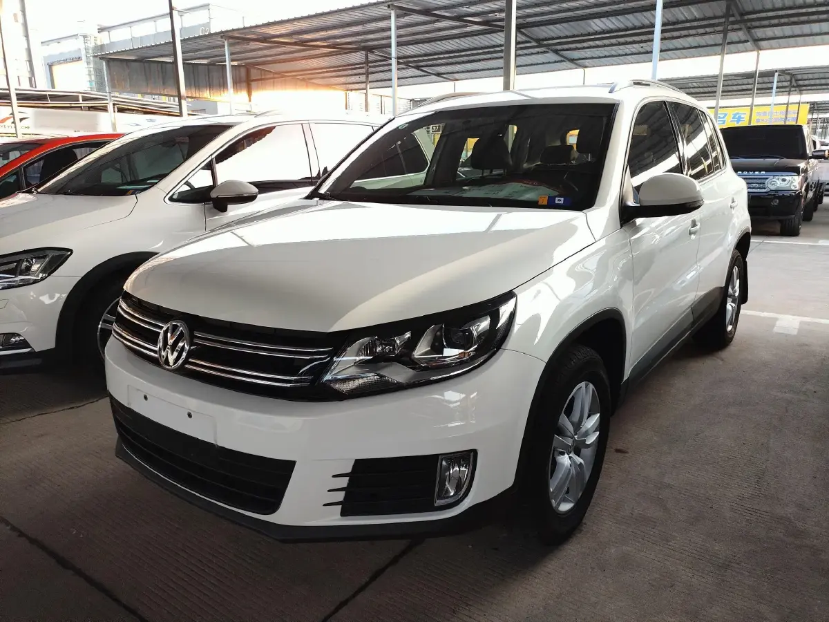 2015 Volkswagen Tiguan 1.8T 160HP L4 6AT