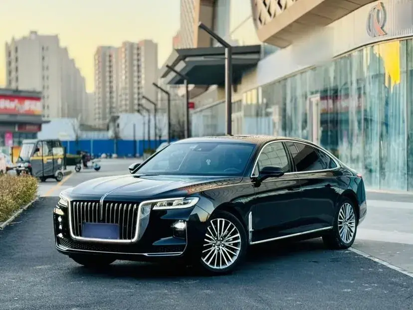 2020 HongQi H9 2.0T 252HP L4 7DCT