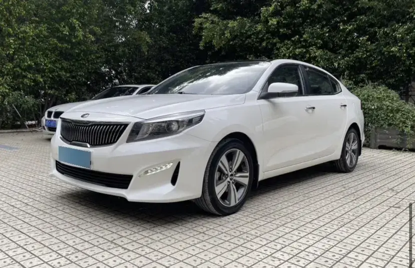 2017 Kia Cachet 1.8L 143HP L4 6AT