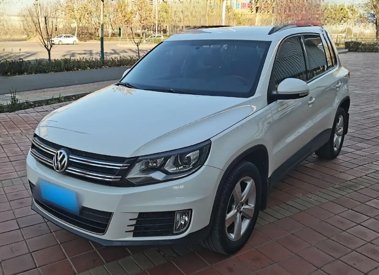 2013 Volkswagen Tiguan 1.8T 160HP L4 6AT