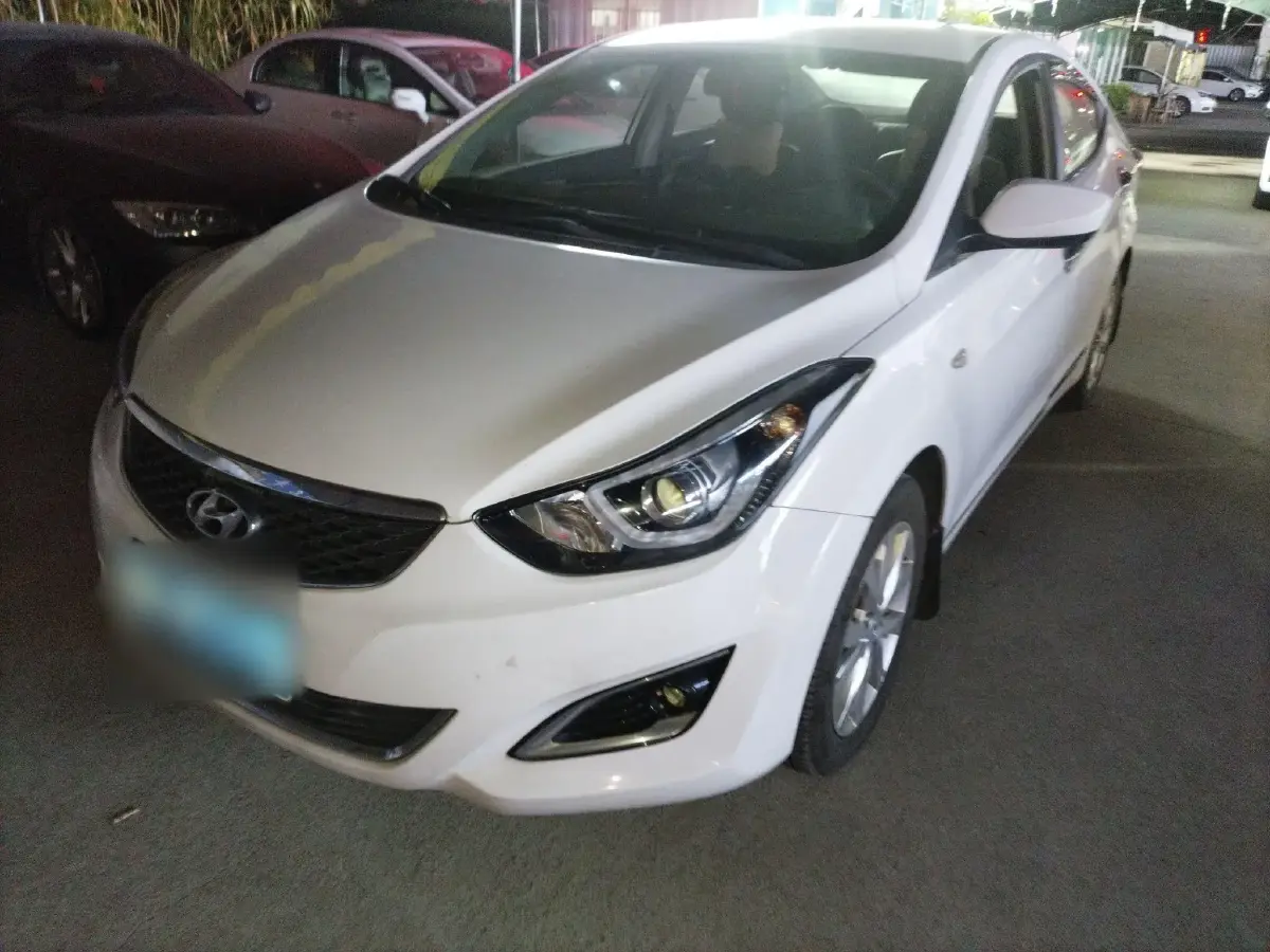 2016 Hyundai Elantra 1.6L 128HP L4 6AT