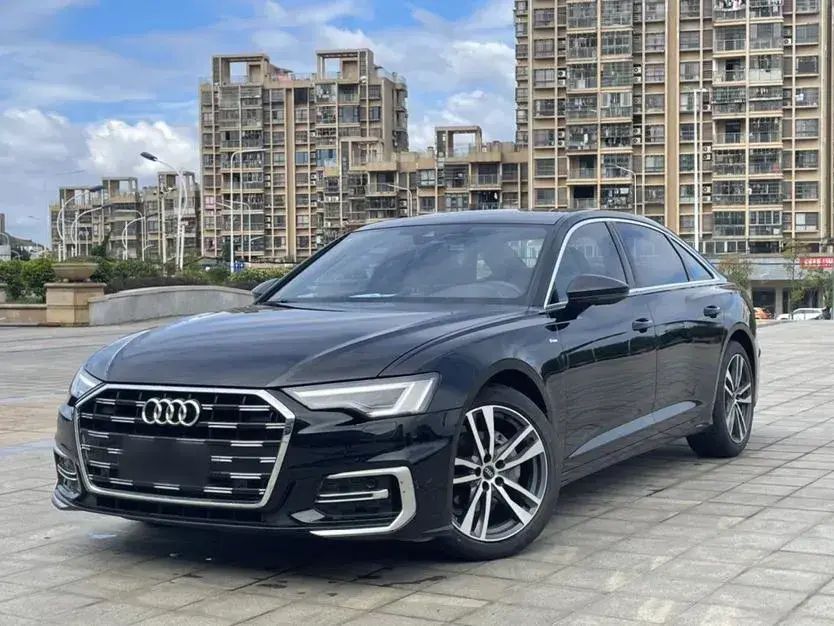2024 Audi A6L 2.0T 190HP L4 7DCT