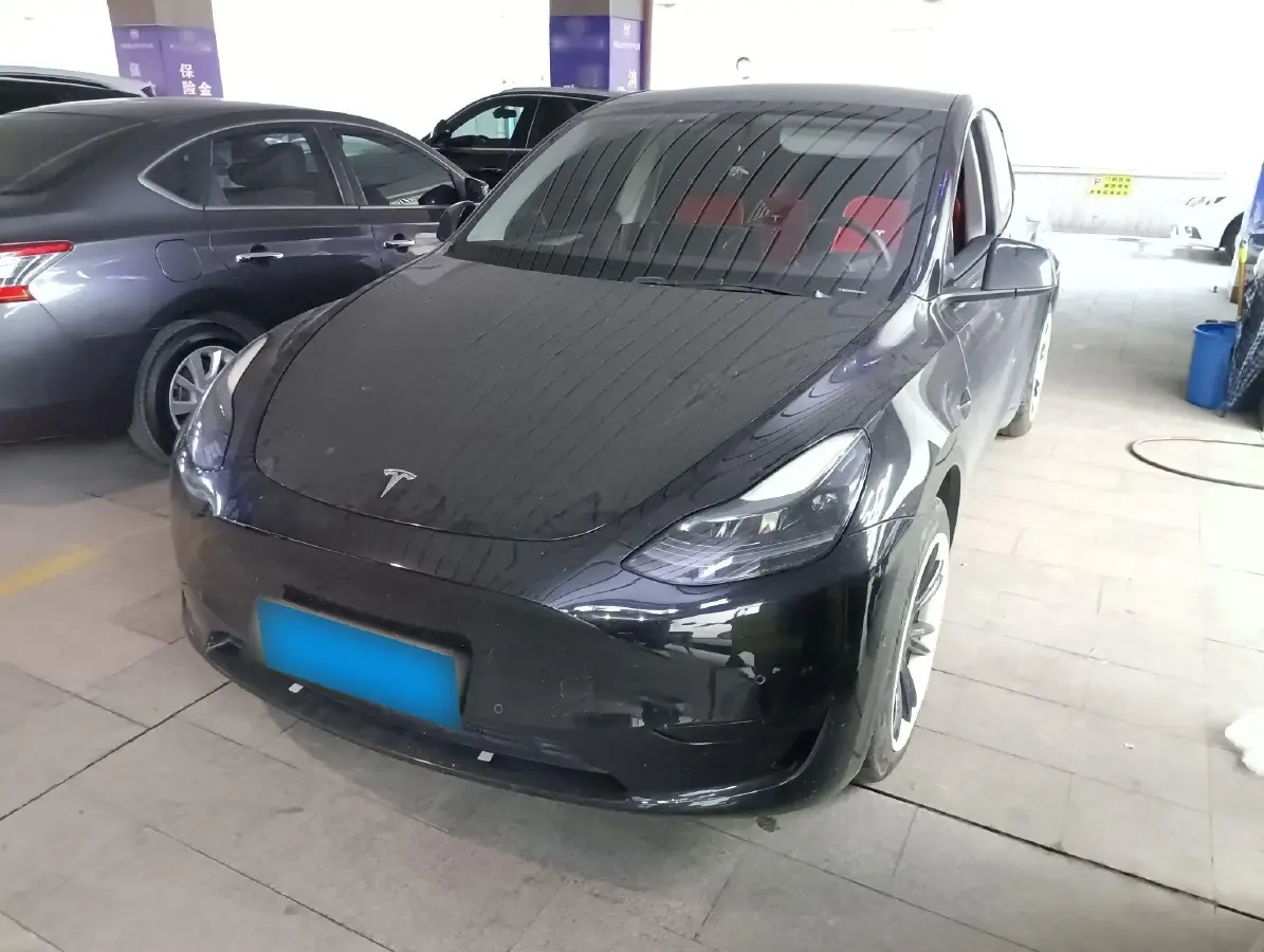 2022 Tesla Model Y BEV 60KWH