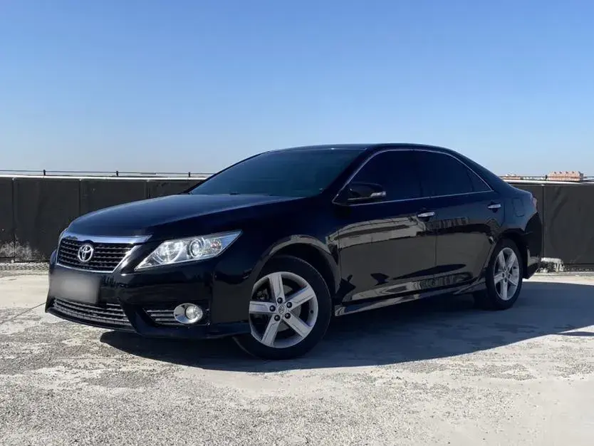 2012 Toyota Camry 2.0L 150HP L4 4AT