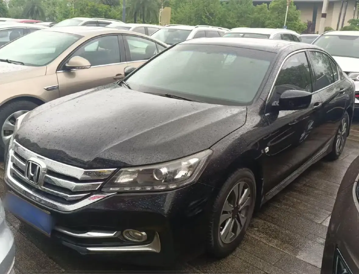 2014 Honda Accord 2.0L 155HP L4 CVT