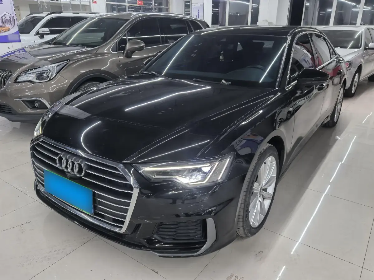 2021 Audi A6L 2.0T 224HP L4 7DCT