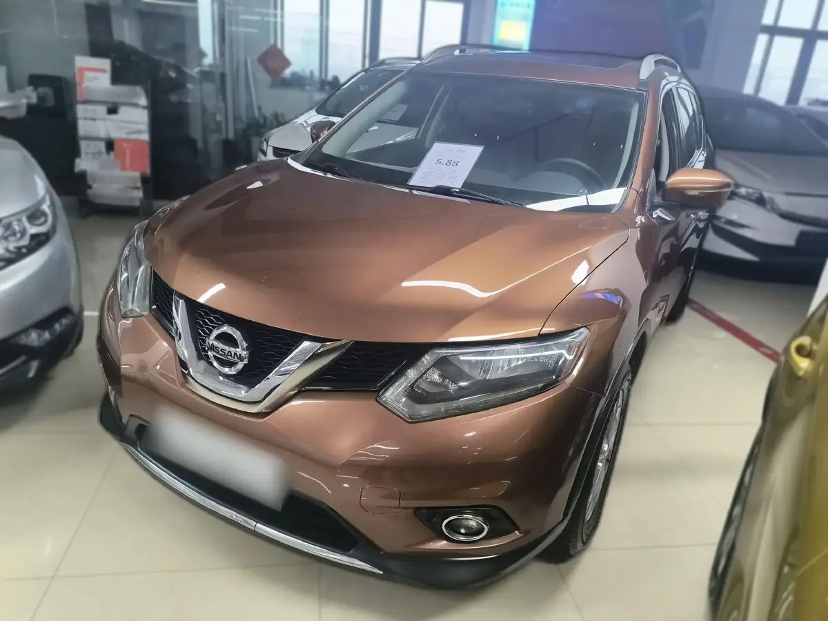 2014 Nissan X-Trail 2.0L 150HP L4 CVT