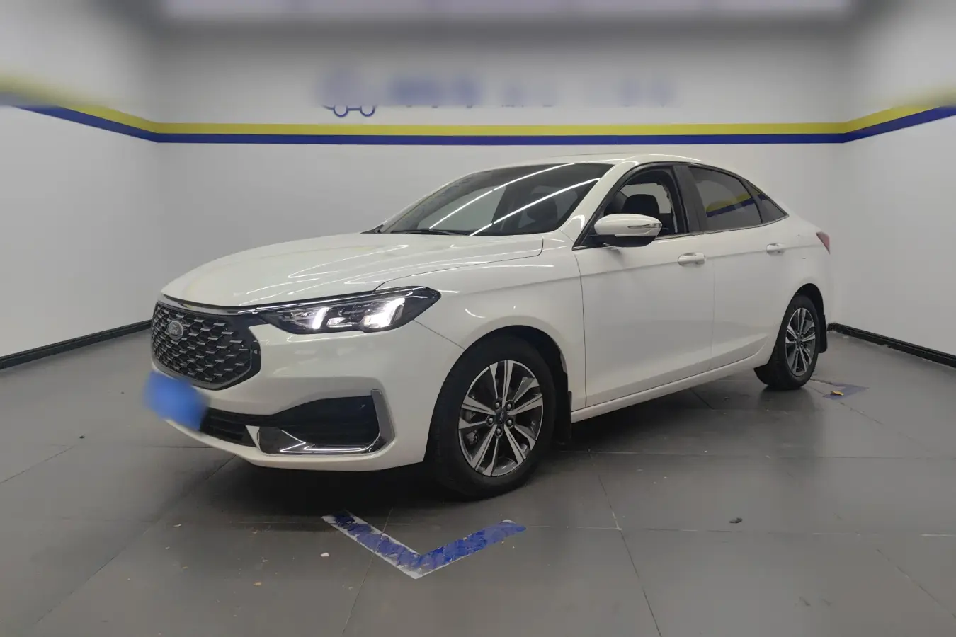 2021 Ford Escort 1.5L 122HP L3 6AT