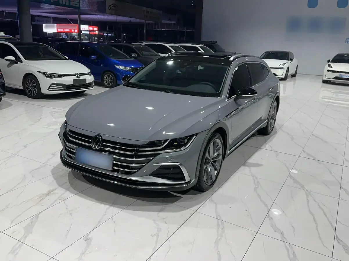 2024 Volkswagen CC 2.0T 220HP L4 7DCT