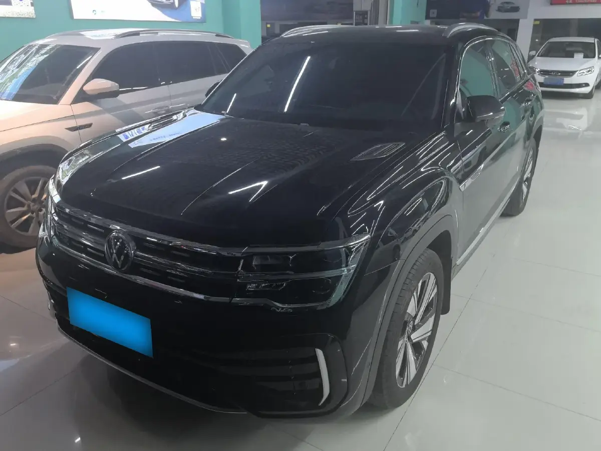 2024 Volkswagen Teramont X 2.0T 220HP L4 7DCT