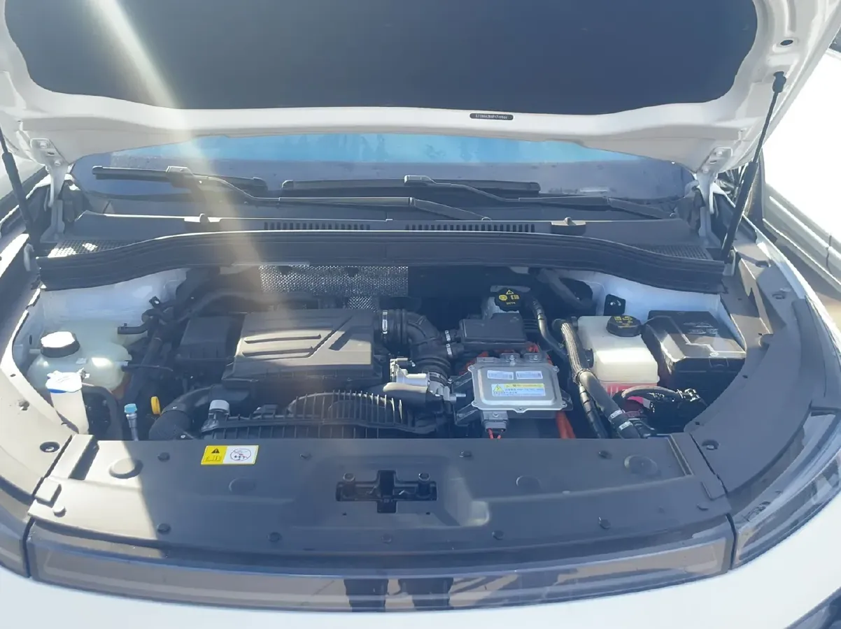 2023 JAC QX 1.5L 110HP L4 E-CVT PHEV 21.68KWH,autocango,china used car exporter,china ev exporter,chinese used car exporter,chinese used ev exporter