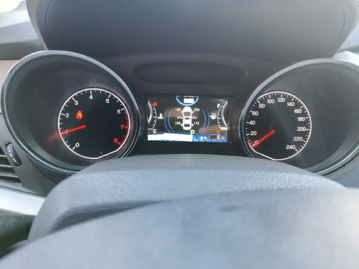 2014 BYD G5 1.5T 154HP L4 6DCT,autocango,china used car exporter,china ev exporter,chinese used car exporter,chinese used ev exporter