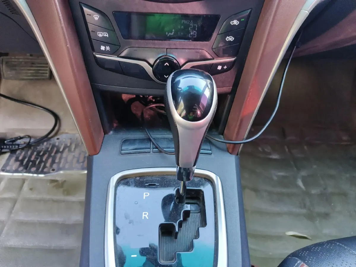 2014 BYD G5 1.5T 154HP L4 6DCT,autocango,china used car exporter,china ev exporter,chinese used car exporter,chinese used ev exporter