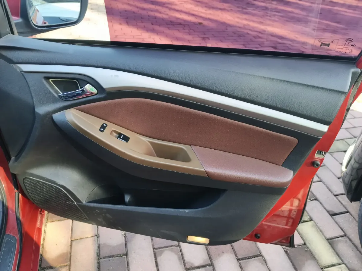 2014 BYD G5 1.5T 154HP L4 6DCT,autocango,china used car exporter,china ev exporter,chinese used car exporter,chinese used ev exporter