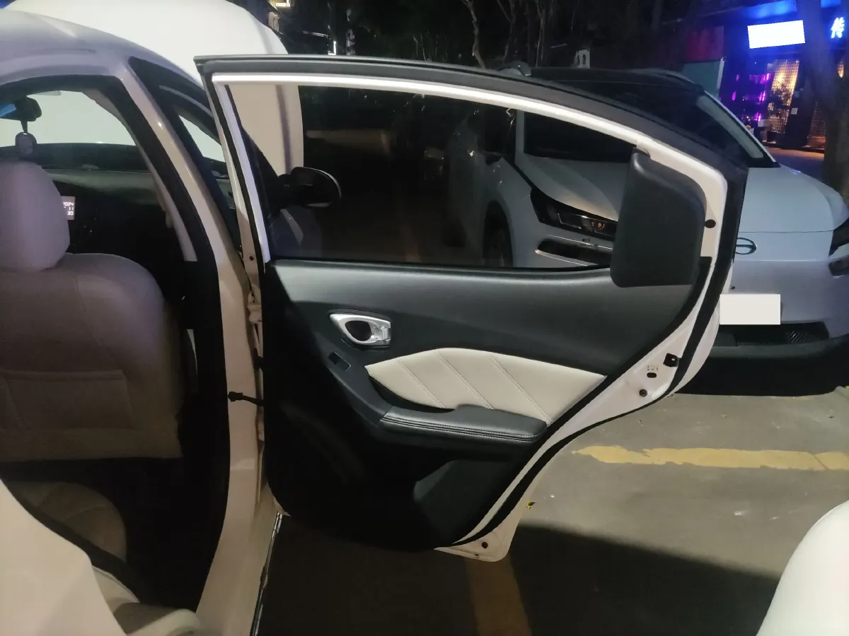 2017 Aion Trumpchi GA3S 1.5L 97HP L4 PHEV 12KWH,autocango,china used car exporter,china ev exporter,chinese used car exporter,chinese used ev exporter