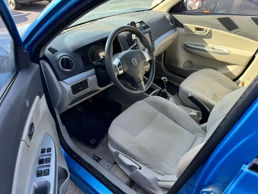 2012 ChangAn Alsvin V5 1.5L 114HP L4 5MT,autocango,china used car exporter,china ev exporter,chinese used car exporter,chinese used ev exporter