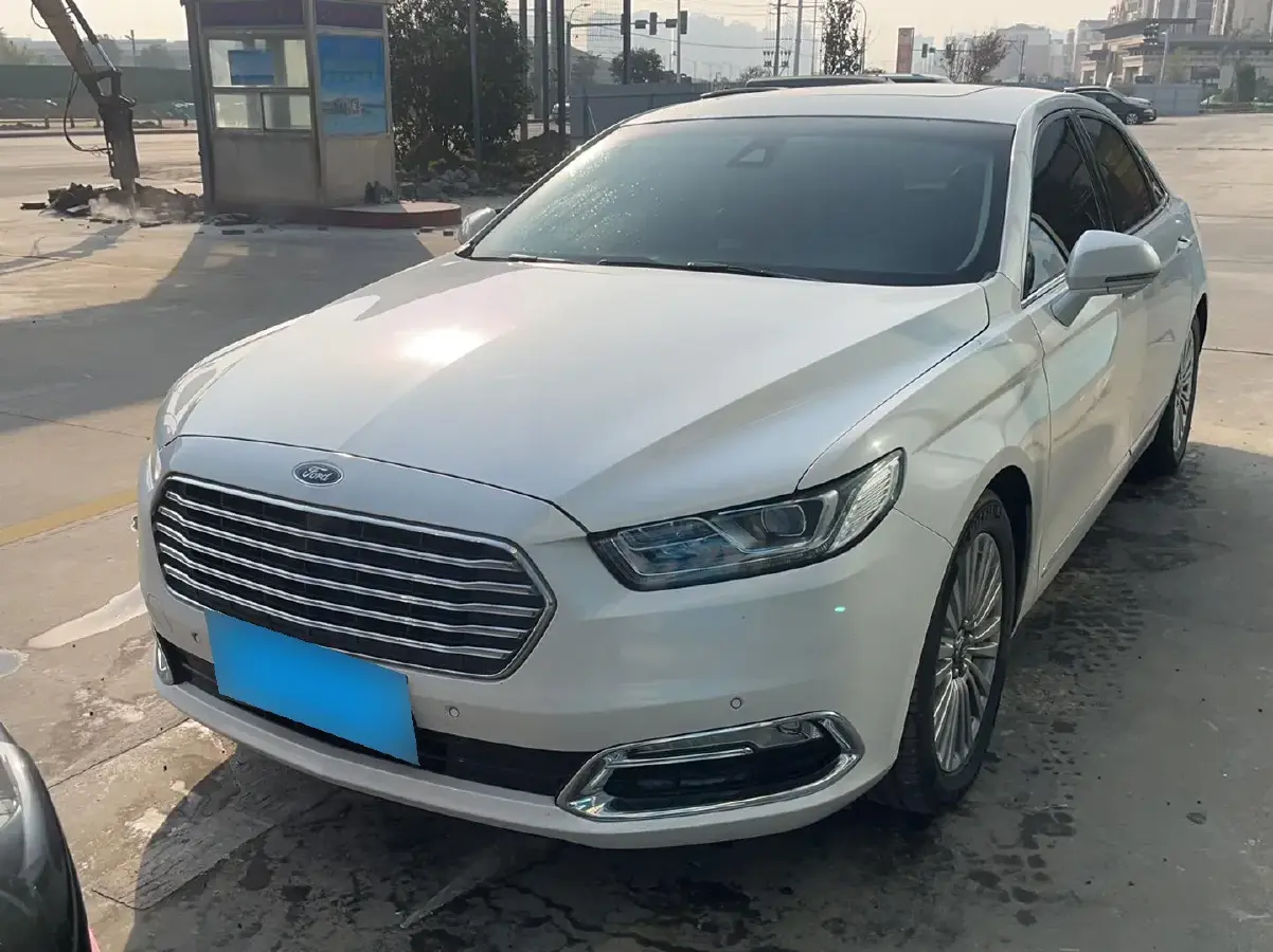 2017 Ford Taurus 2.0T 245HP L4 6AT