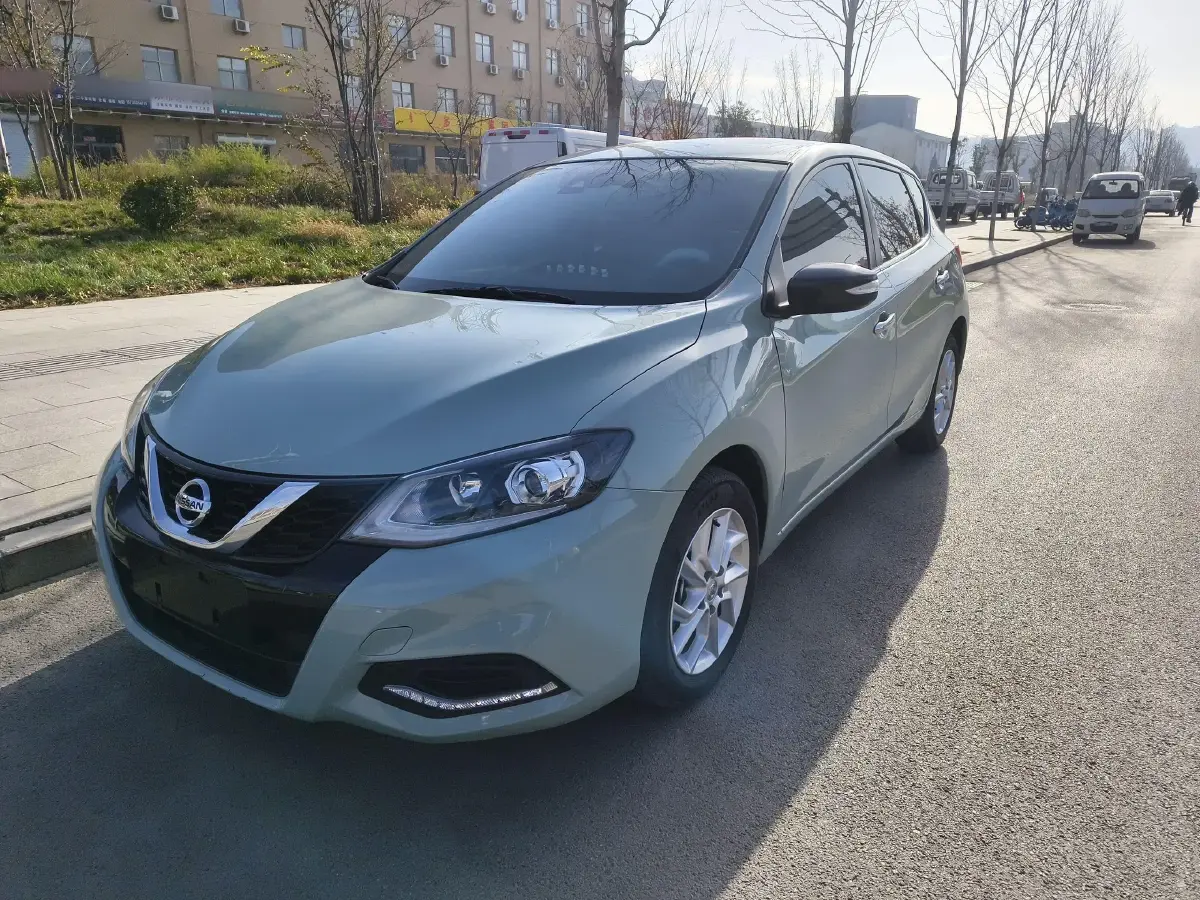 2023 Nissan Tiida 1.6L 122HP L4 CVT