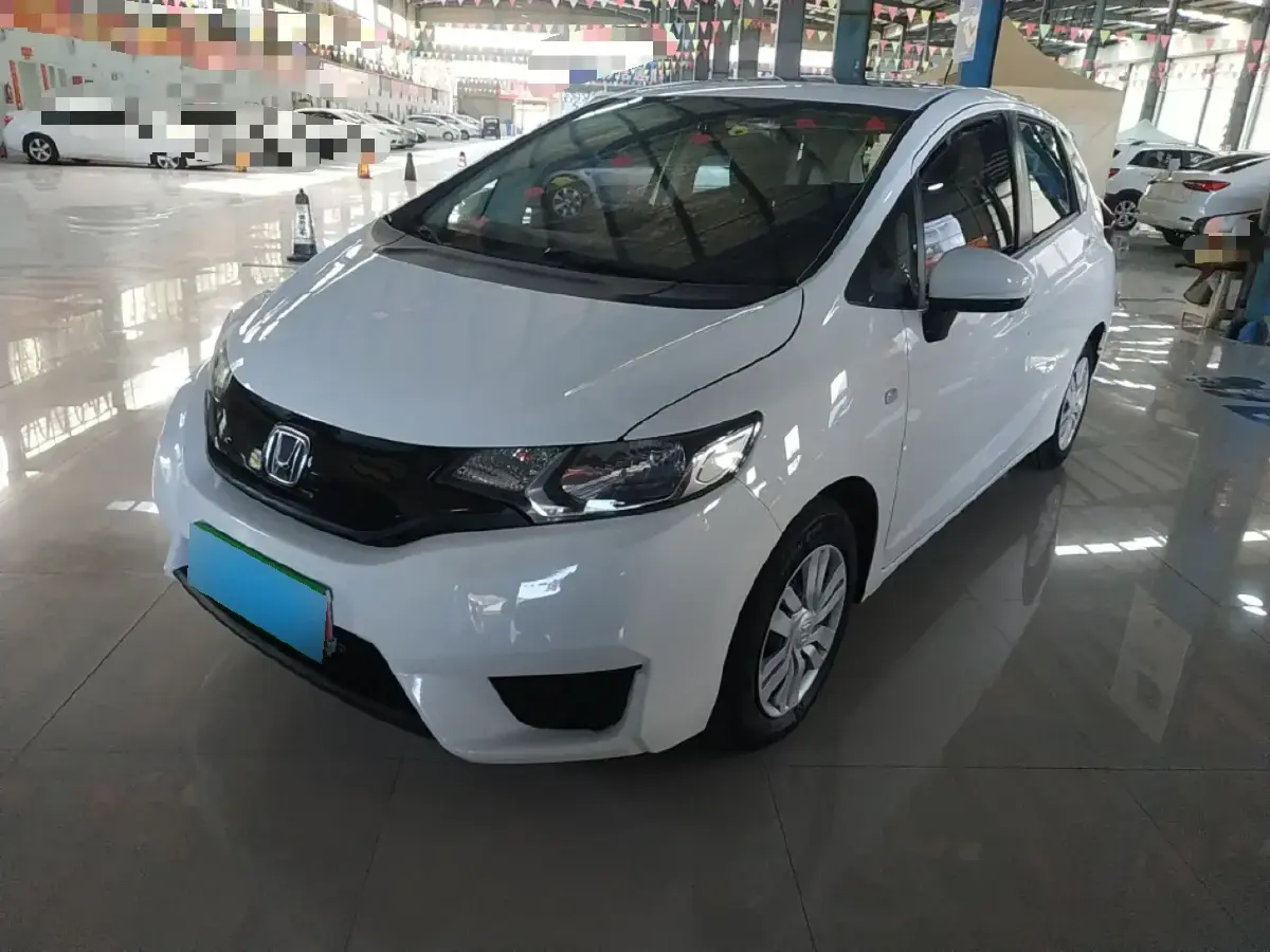 2016 Honda Fit 1.5L 131HP L4 CVT