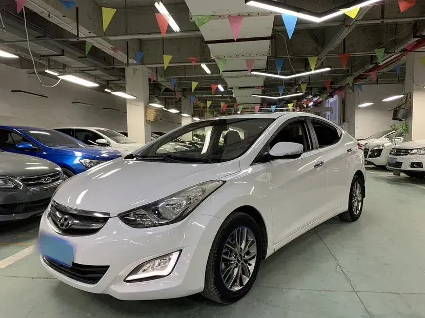 2015 Hyundai Elantra 1.6L 128HP L4 6MT