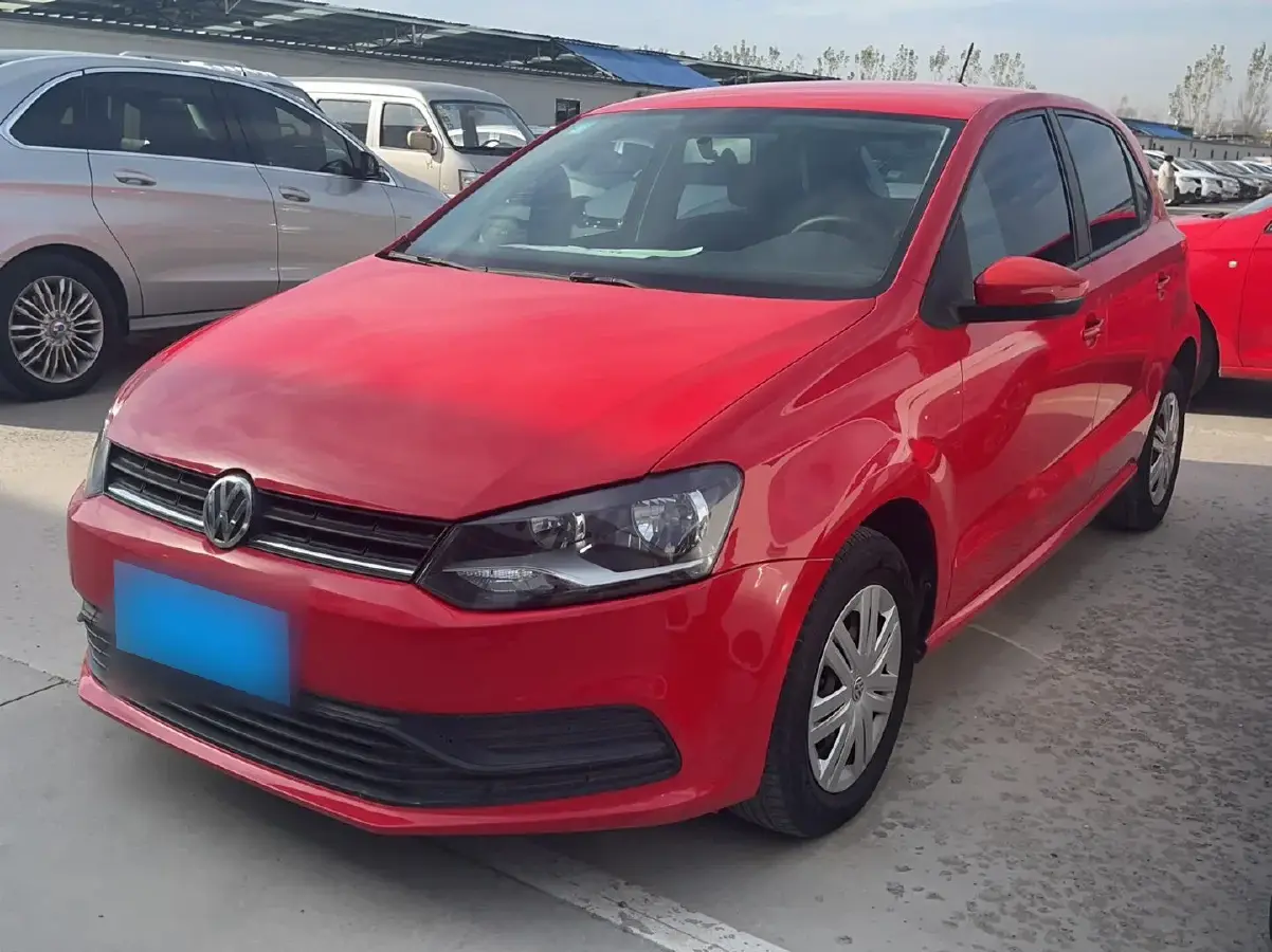 2016 Volkswagen Polo 1.4L 90HP L4 5MT