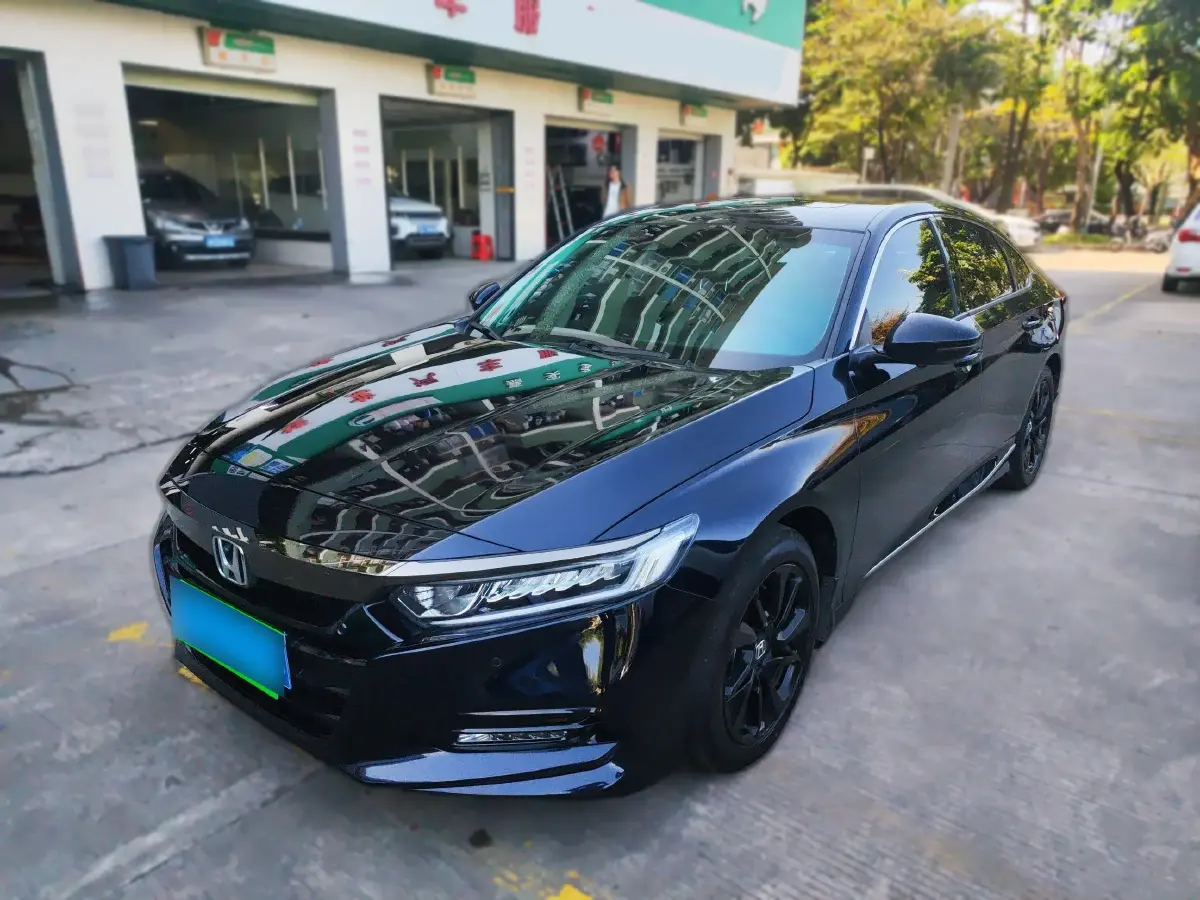 2021 Honda Accord 1.5T 194HP L4 CVT