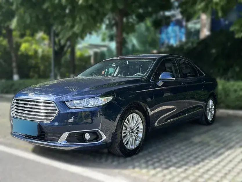 2018 Ford Taurus 2.0T 234HP L4 6AT