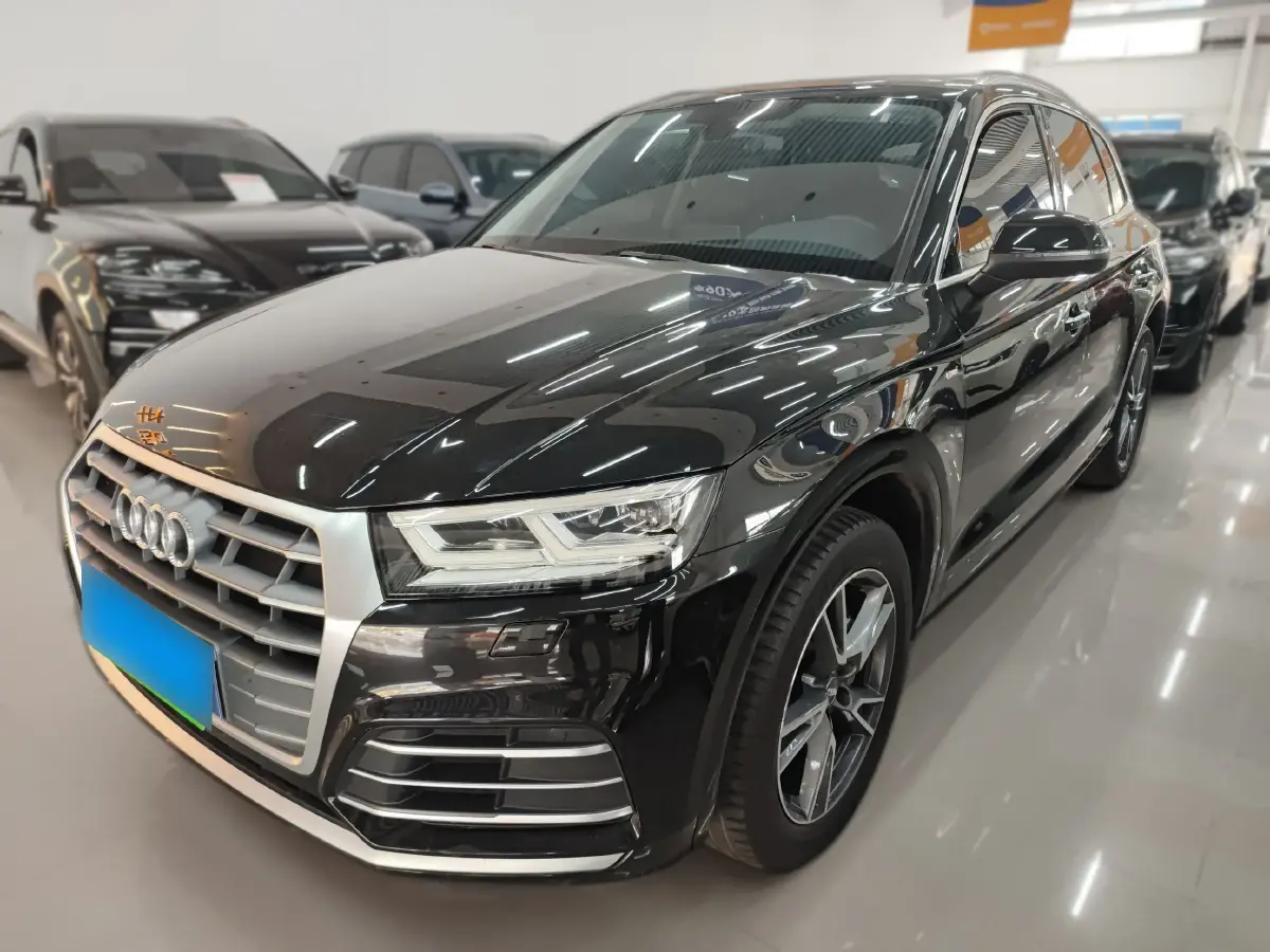 2020 Audi Q5L 2.0T 190HP L4 7DCT