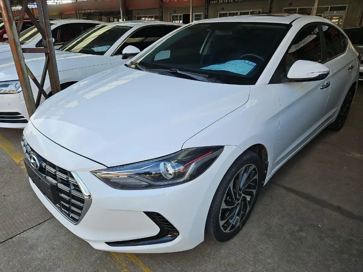 2020 Hyundai Elantra 1.5L 115HP L4 CVT