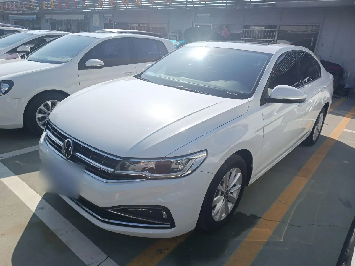 2021 Volkswagen Bora 1.5L 113HP L4 6AT