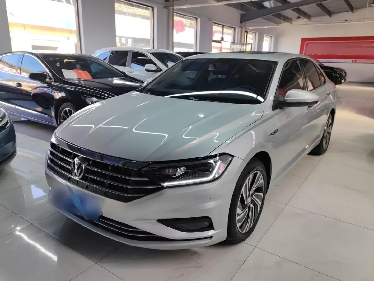 2021 Volkswagen Sagitar 1.4T 150HP L4 7DCT