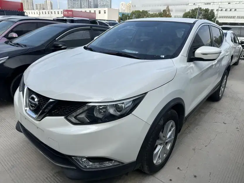 2016 Nissan Qashqai 2.0L 150HP L4 CVT