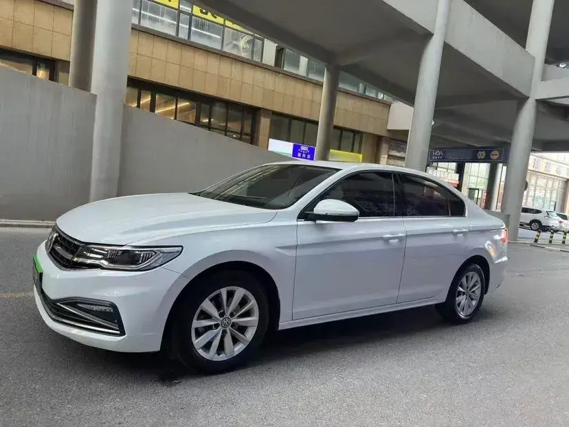 2020 Volkswagen Bora 1.5L 113HP L4 6AT