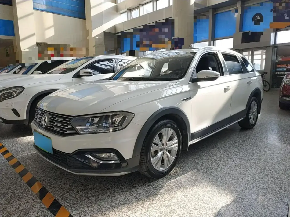 2018 Volkswagen C-Trek 1.4T 131HP L4 7DCT