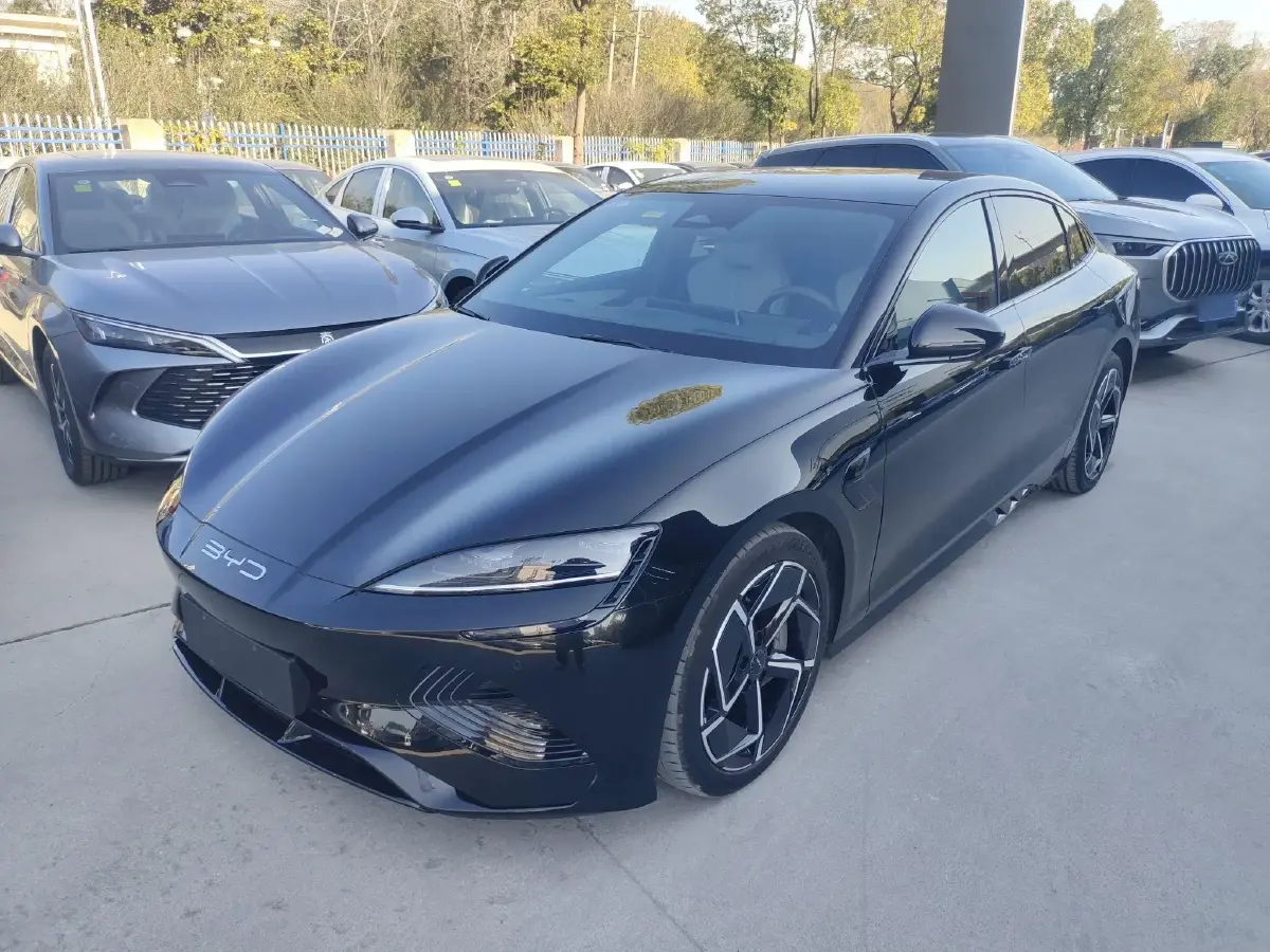 2023 BYD Seal BEV 82.5KWH