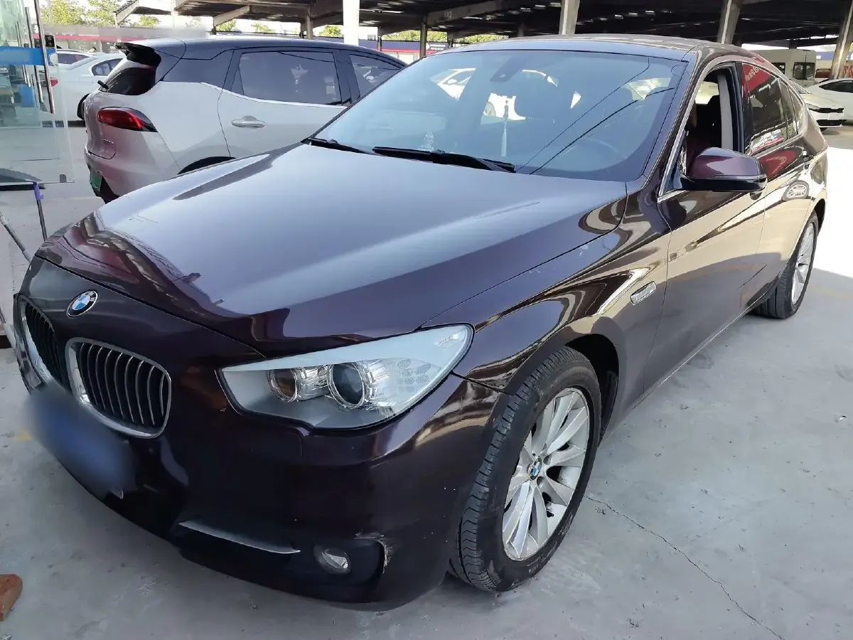 2014 BMW 5 Series GT 2.0T 245HP L4 8AT