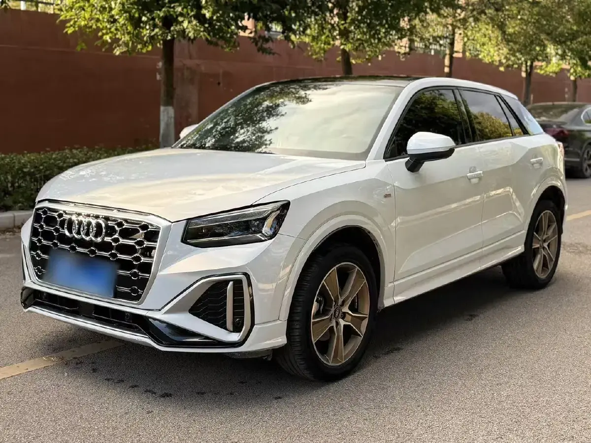 2022 Audi Q2L 1.4T 150HP L4 7DCT