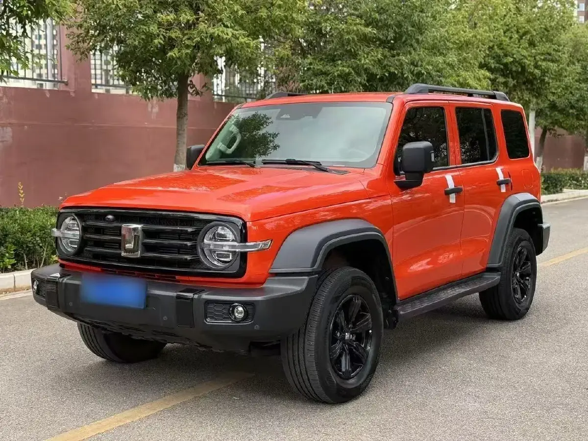 2023 Tank 300 2.0T 227HP L4 8AT