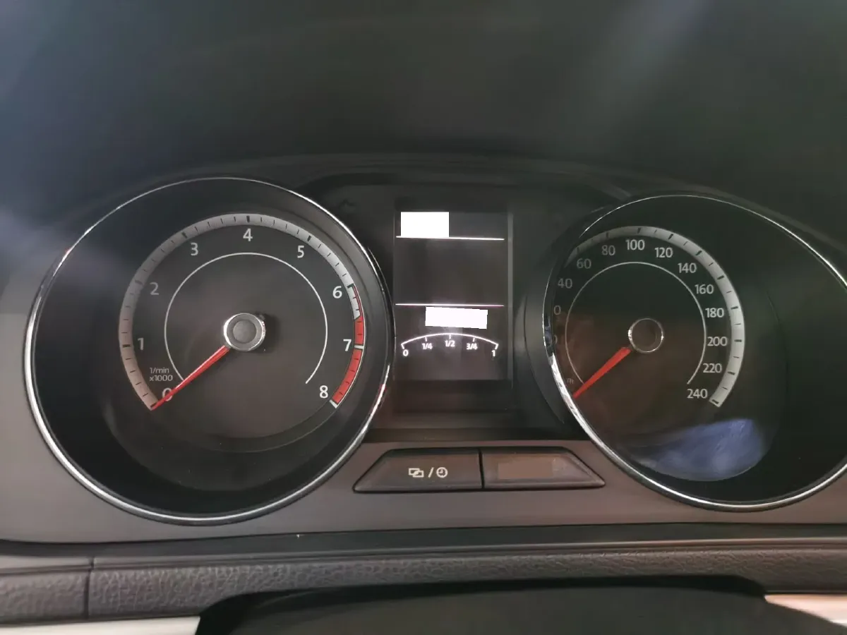 2016 Volkswagen Cross Lavida 1.4T 131HP L4 7DCT,autocango,china used car exporter,china ev exporter,chinese used car exporter,chinese used ev exporter