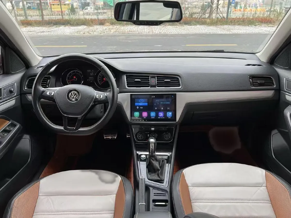 2016 Volkswagen Cross Lavida 1.4T 131HP L4 7DCT,autocango,china used car exporter,china ev exporter,chinese used car exporter,chinese used ev exporter