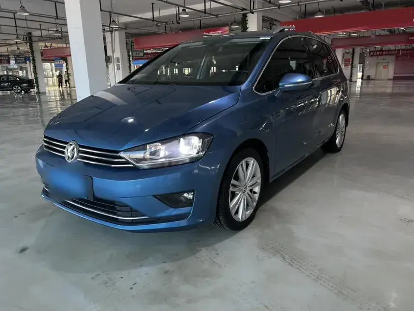 2016 Volkswagen Golf Sportsvan 1.4T 131HP L4 7DCT