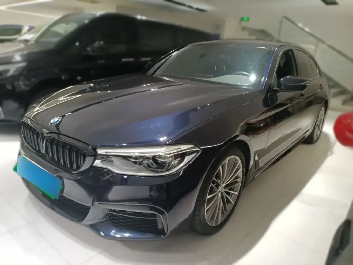 2019 BMW 5 Series 2.0T 252HP L4 8AT