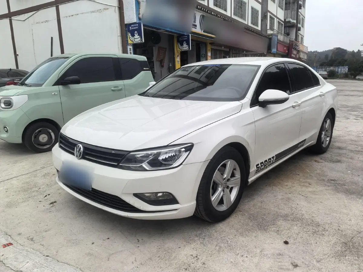 2018 Volkswagen Lamando 1.4T 131HP L4 7DCT