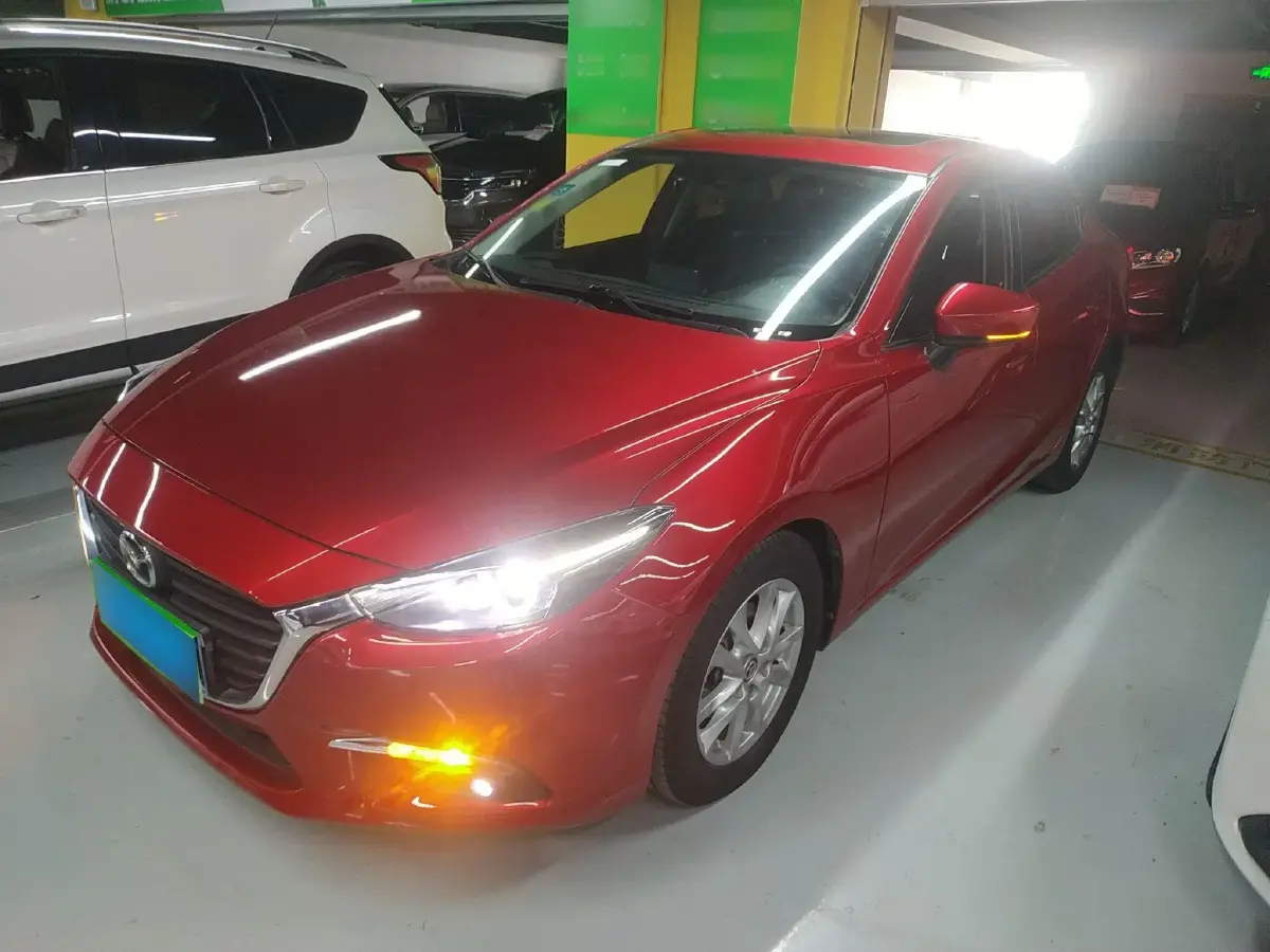 2017 Mazda 3 Axela 1.5L 117HP L4 6AT