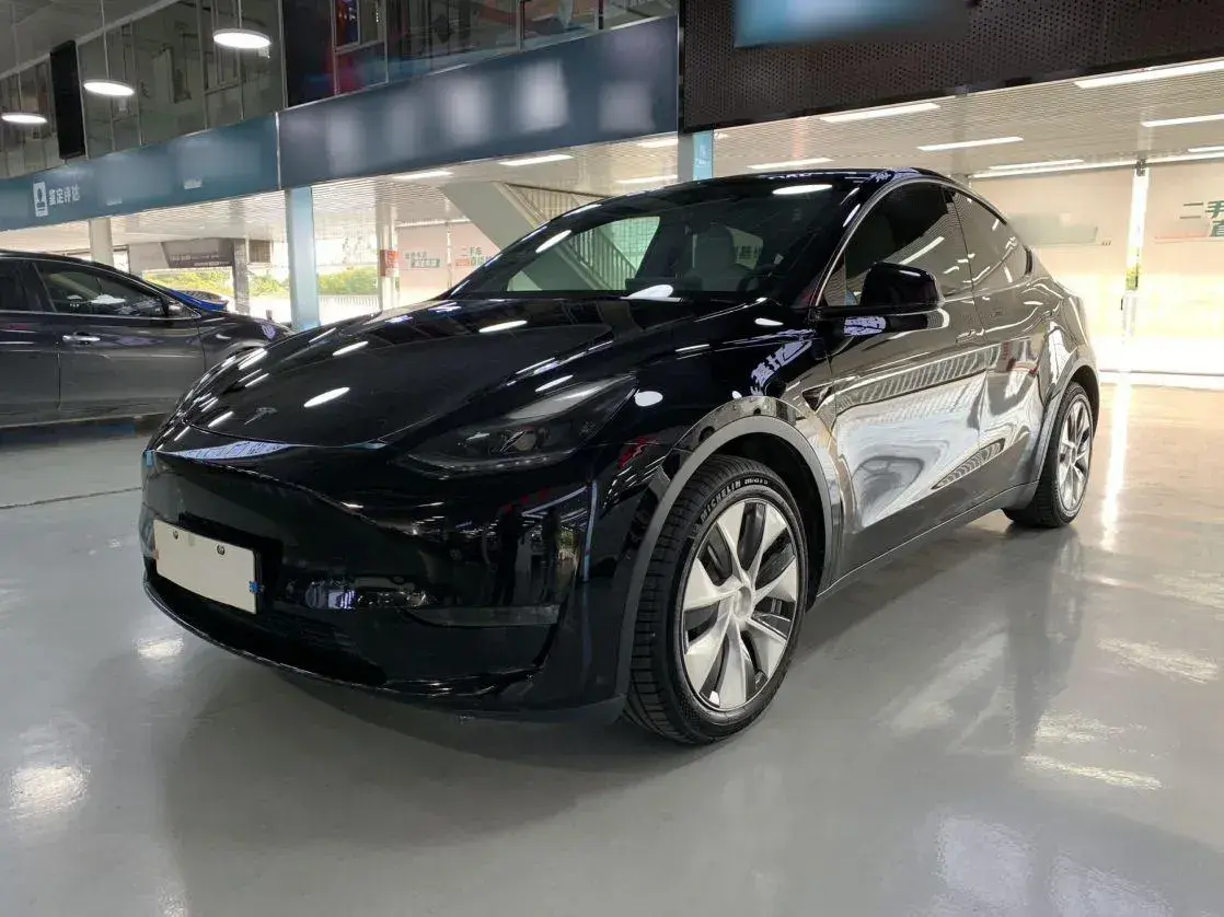 2021 Tesla Model Y BEV 60KWH