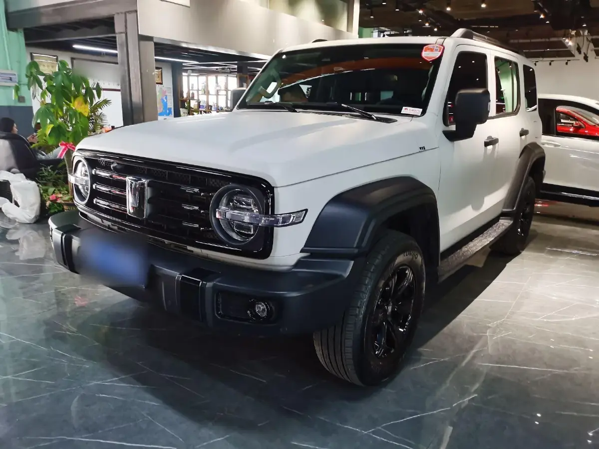 2023 Tank 300 2.0T 227HP L4 8AT